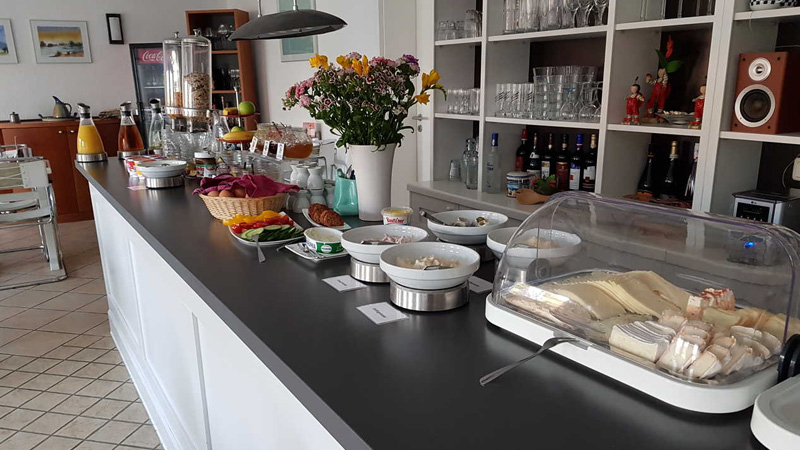 Frühstücksbuffet Sonnestrand Mönchgut Rügen